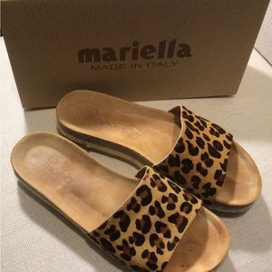 Mariella Leopard Slide woman’s size 8.5